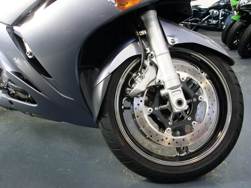 Yamaha Fjr1300 01-2005 Mudguard Extender  Fender By Pyramid 1
