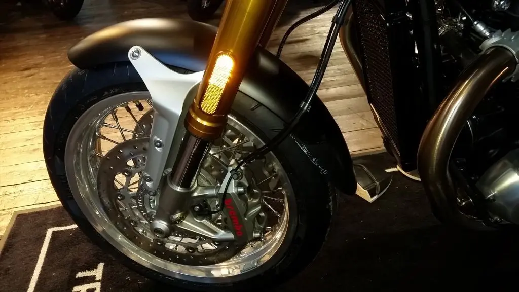 Triumph Street Twin 2016>  Abs Mudguard Fenda Extender 1