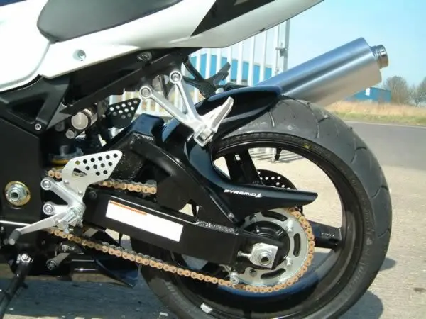 Suzuki Gsx-R 1000 2003-2004 Gloss Black Hugger By Pyramid Plastics 1