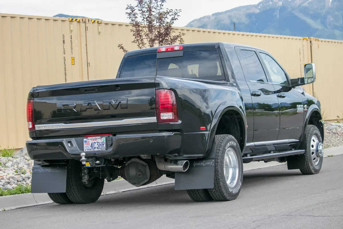 Ram 3500 Heavy Duty Drw (Dually) Step Back '10-'18 Mud Flaps 5