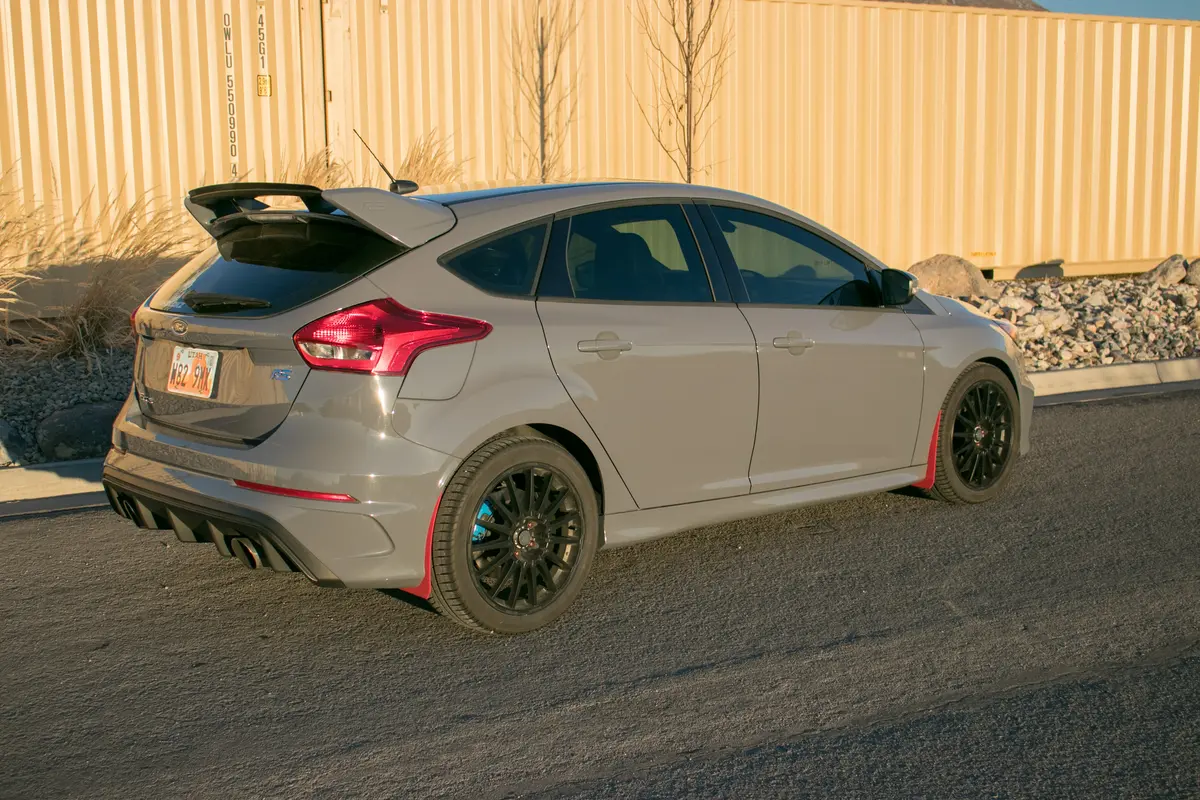 Ford Focus Se, St, Rs 2012-2018 Splash Guards 9