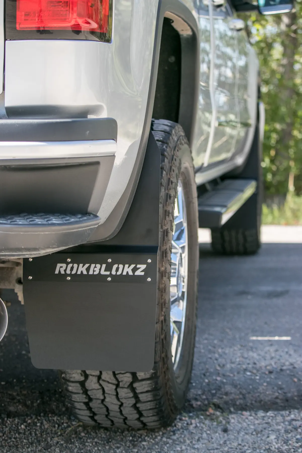 Gmc Sierra 1500/2500/3500 Hd Stepback (3Rd Gen) 2015-2019 Mud Flaps 9