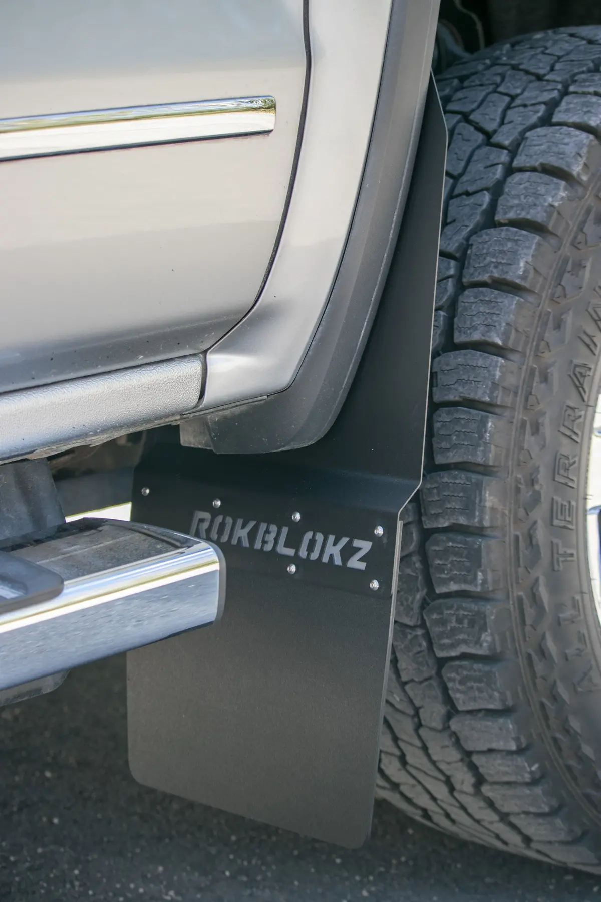 Gmc Sierra 1500/2500/3500 Hd Stepback (3Rd Gen) 2015-2019 Mud Flaps 8