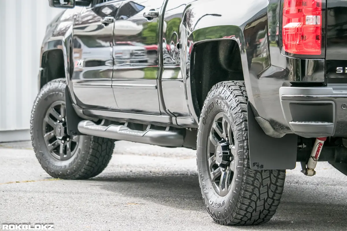 Chevrolet Silverado 1500/2500/3500 Srw (3Rd Gen) 2015-2018 Mud Flaps 8