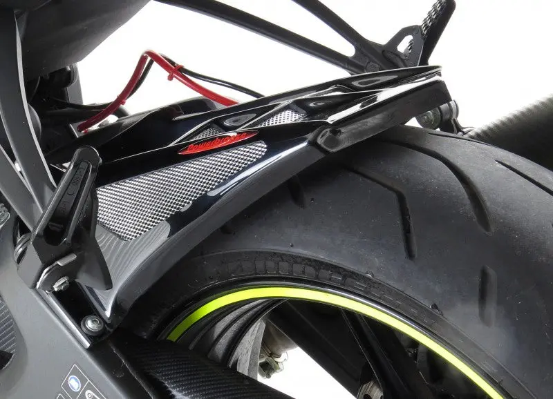 Kawasaki Zx6-R   13-2020 Carbon Look & Silver Mesh Rear Hugger By Powerbronze 1