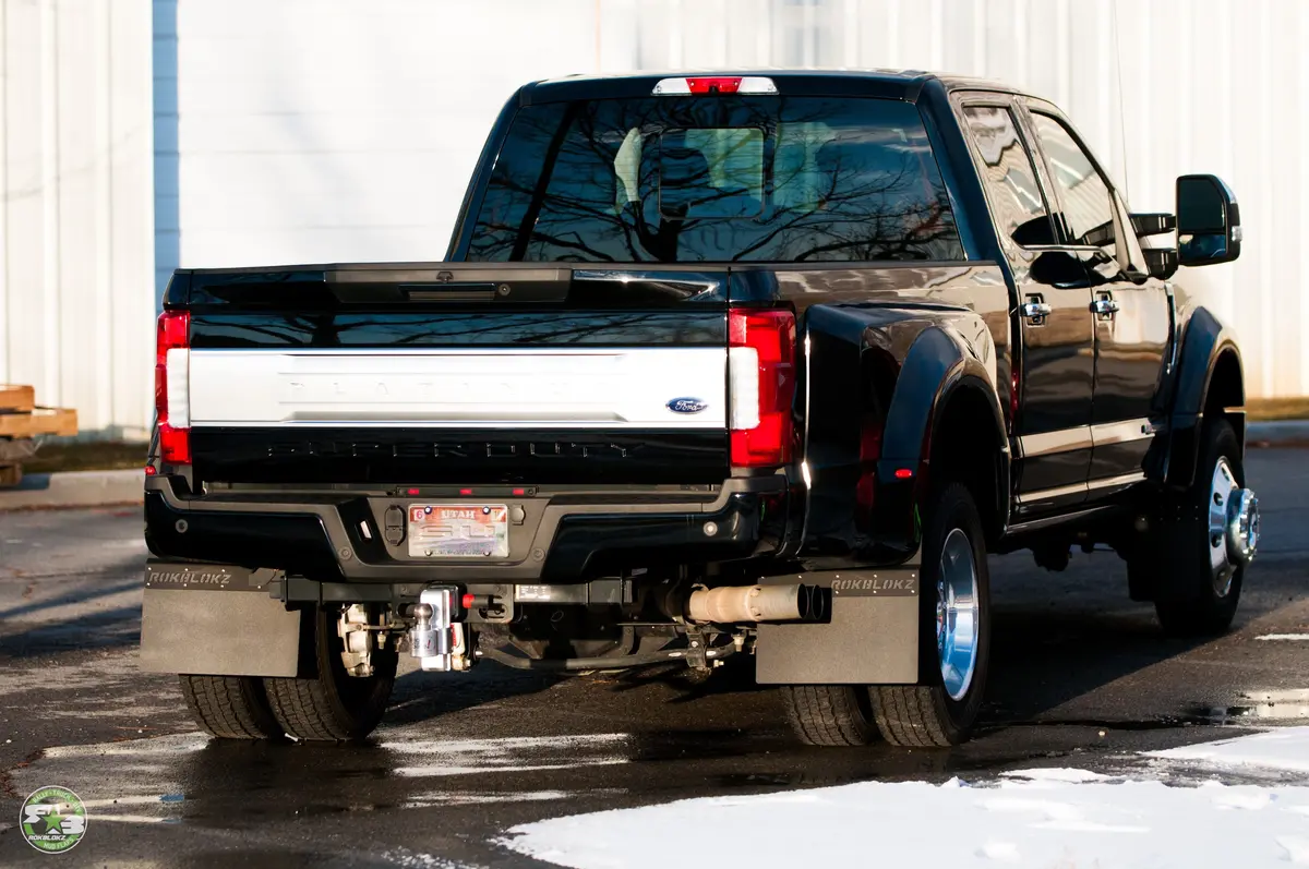 Ford F-450 Super Duty Drw (Dually) 2017+ Mud Flaps 1