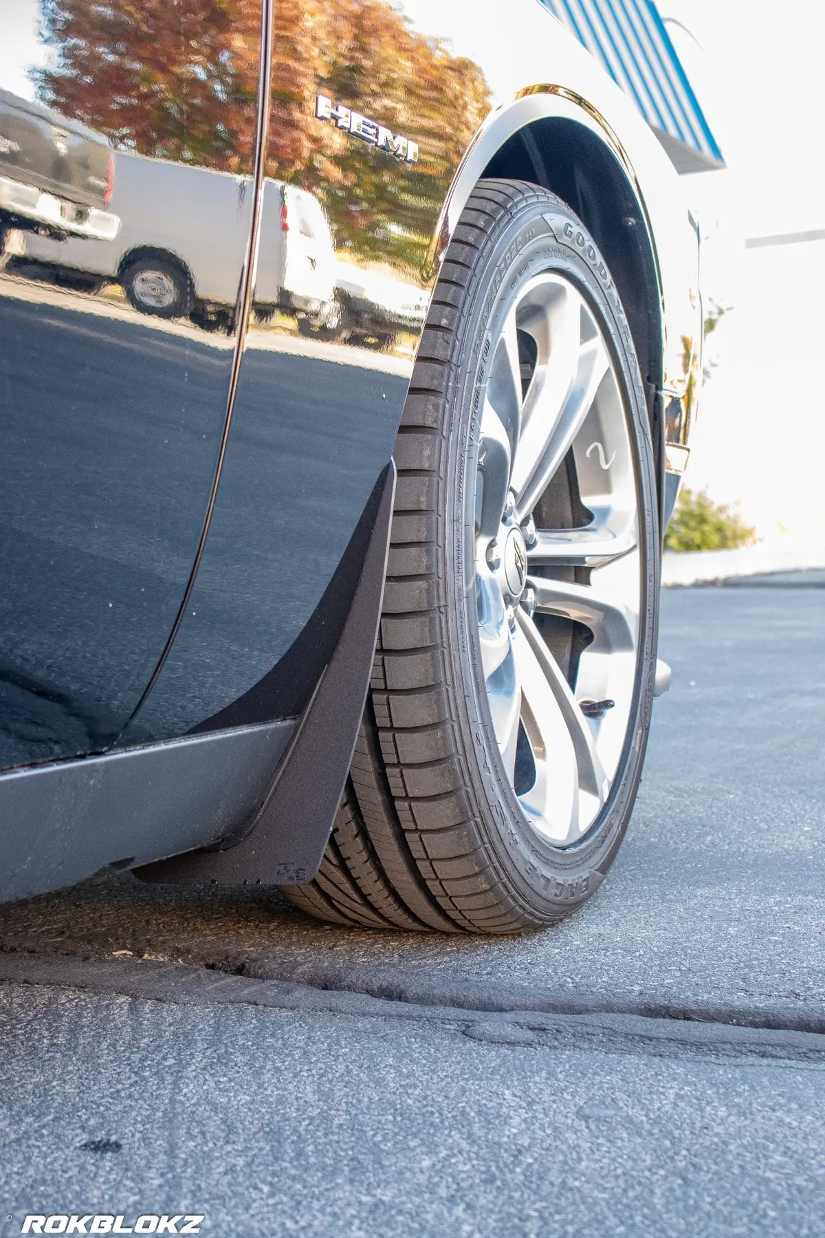 Dodge Challenger 2015-2023 Splash Guards 8