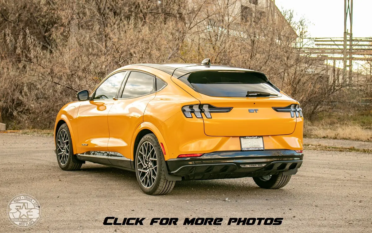 Ford Mustang Mach E 2021+ Mud Flaps 1