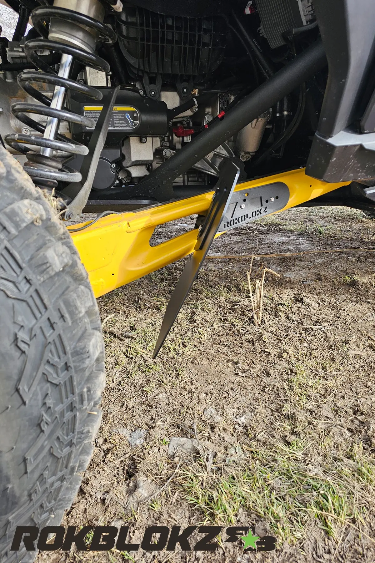 Can-Am Maverick R 2024+ Trailing Arm Guards/Flaps 5