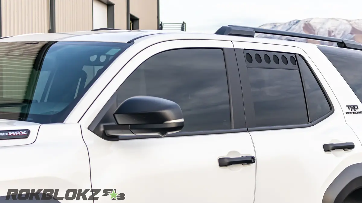 Toyota 4Runner 2025+ Window Vents 1