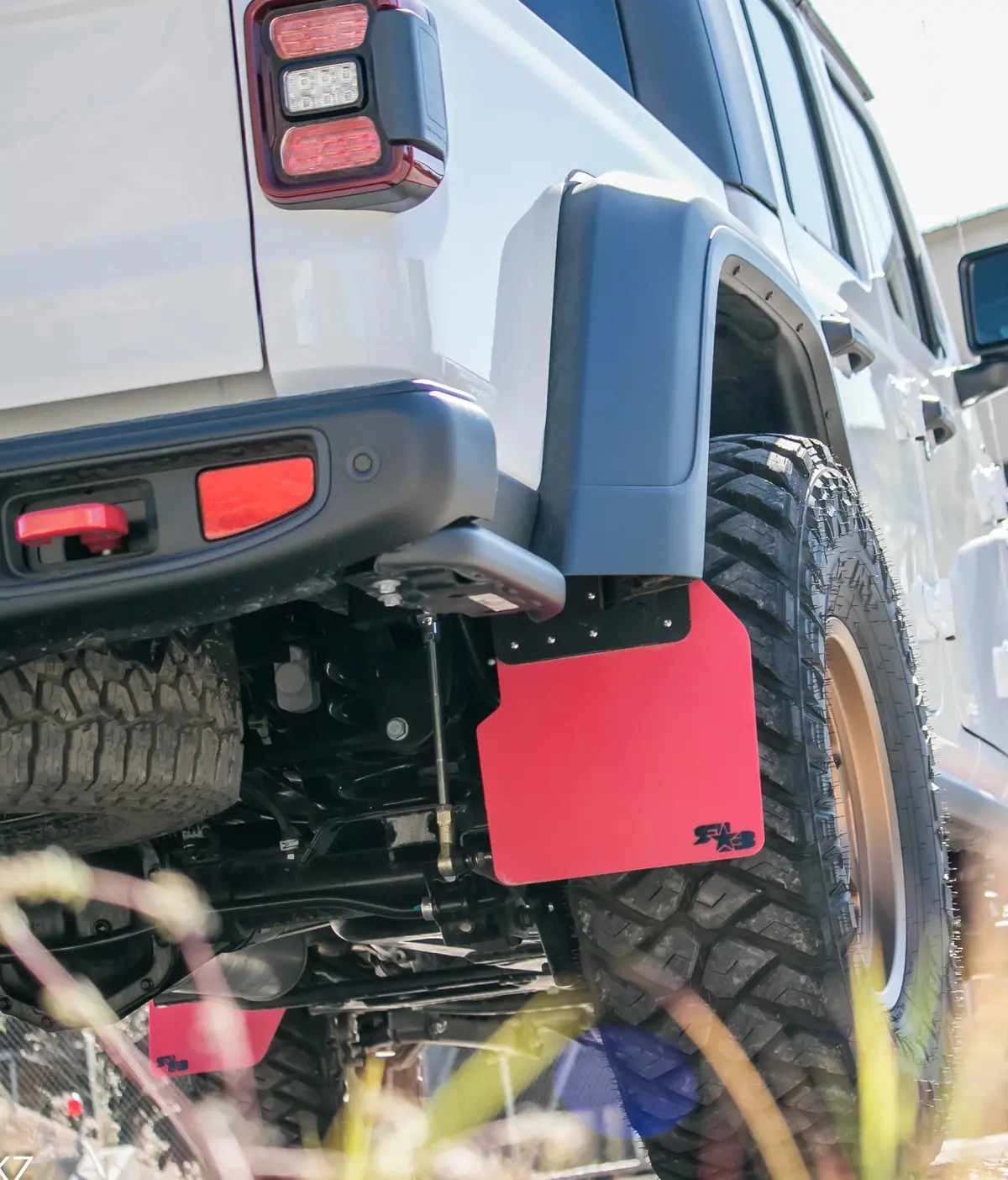 Jeep Gladiator (Jt) 2020+ Mud Flaps - Rear Only 5