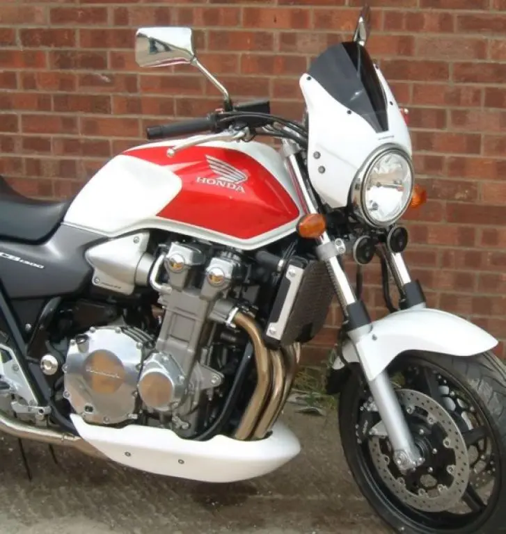Honda Cb1300  > 2007 Gloss White Grp Belly Pan By Pyramid 1