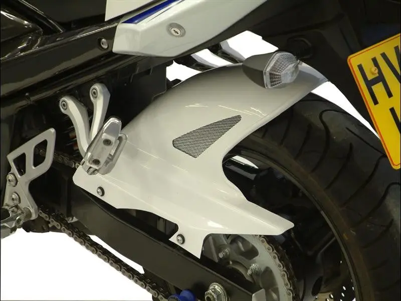 Suzuki Gsx650f  08-2016 Gloss Black & Silver Mesh Rear Hugger By Powerbronze 1