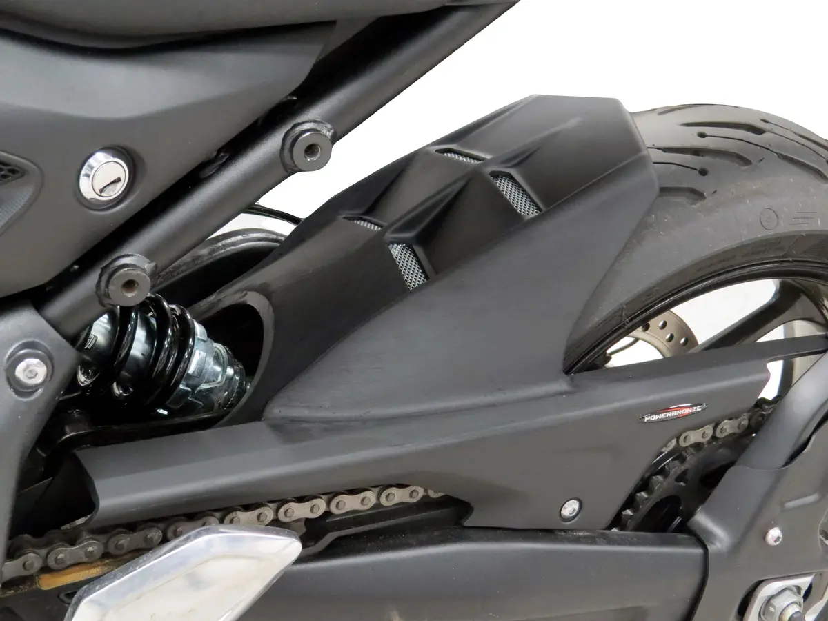 Triumph Trident 660   21-2025   Gloss Black & Silver Mesh Rear Hugger By Powerbronze 1