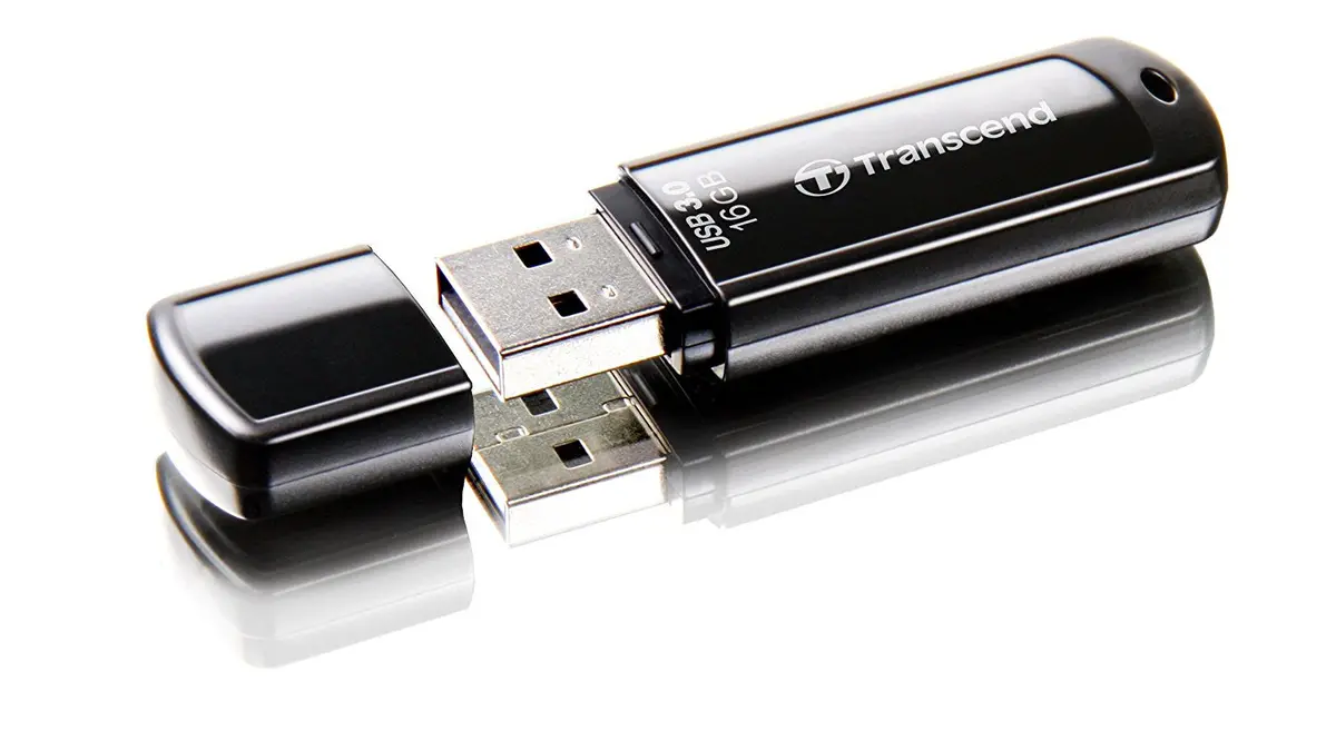 Transcend 16Gb Model 700 Usb 3.0 1