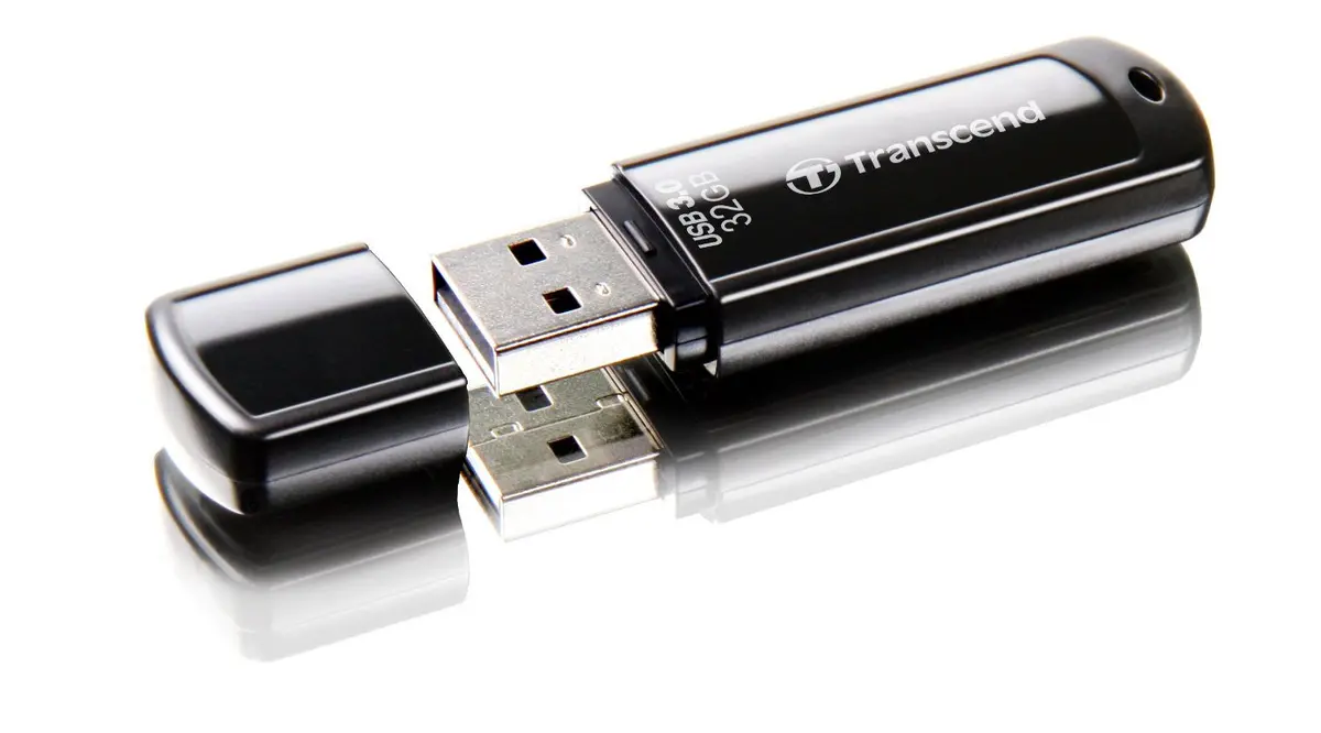 Transcend 32Gb Model 700 Usb 3.0 1