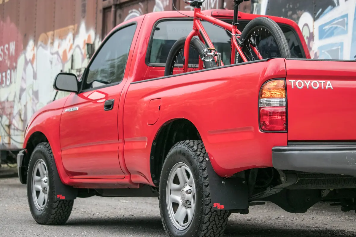Toyota Tacoma 2Wd (1St Gen) 1995-2004 Mud Flaps 3