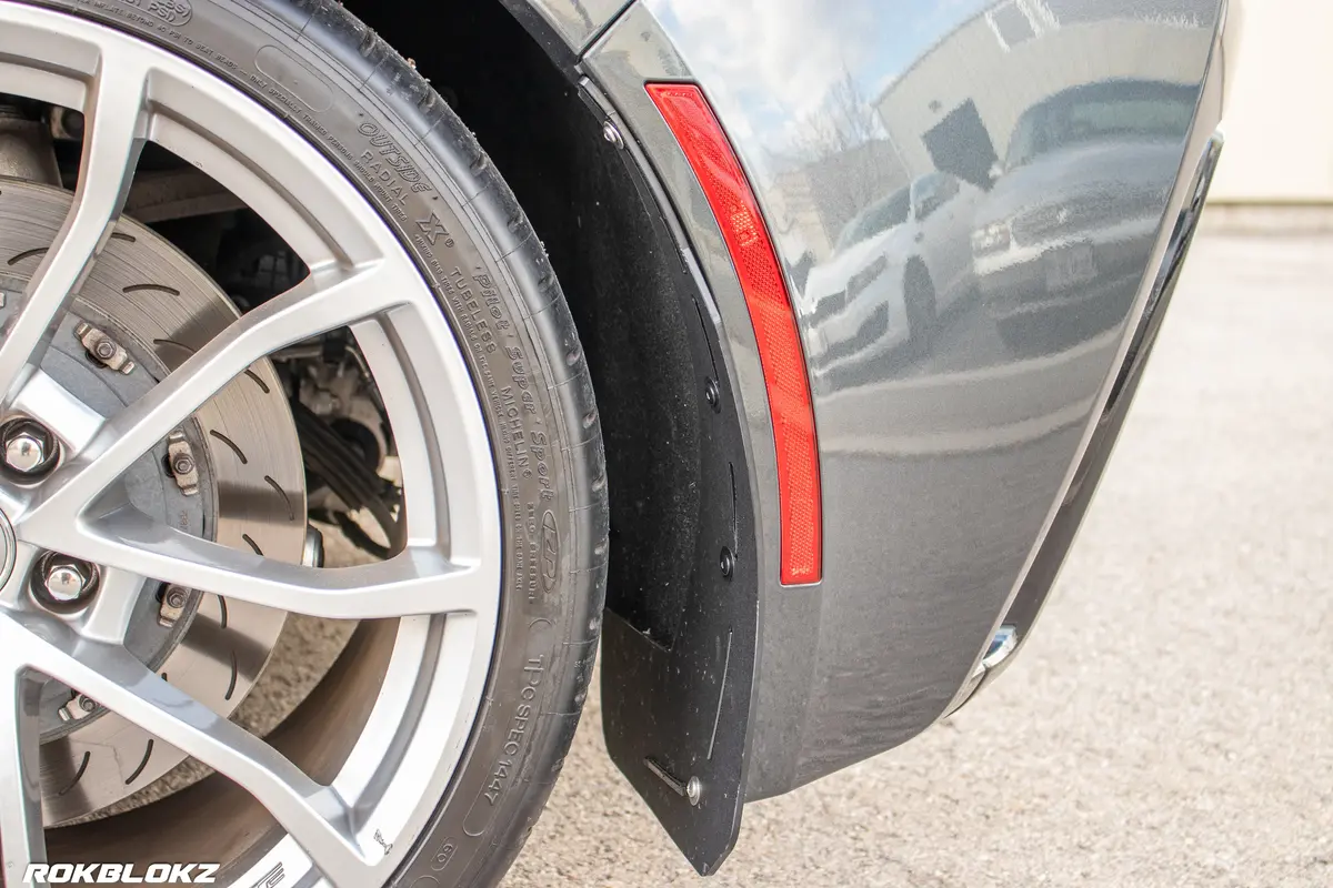 Chevrolet Corvette C7 2014-2019 Splash Guards 9