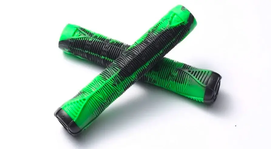 Envy Tpr Grips Green/Black 1