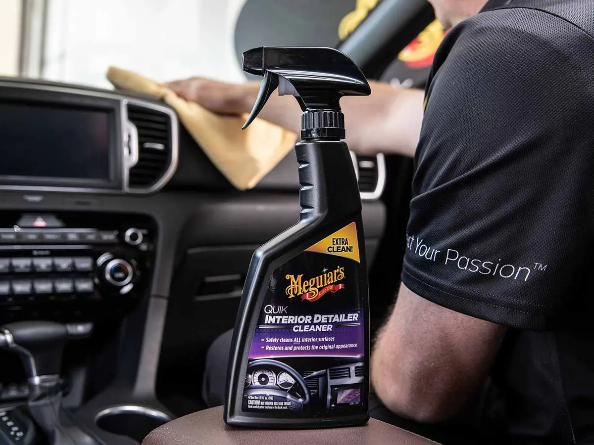 Meguiar's Quick Interior Detailer Spray (16Oz./473Ml) 2