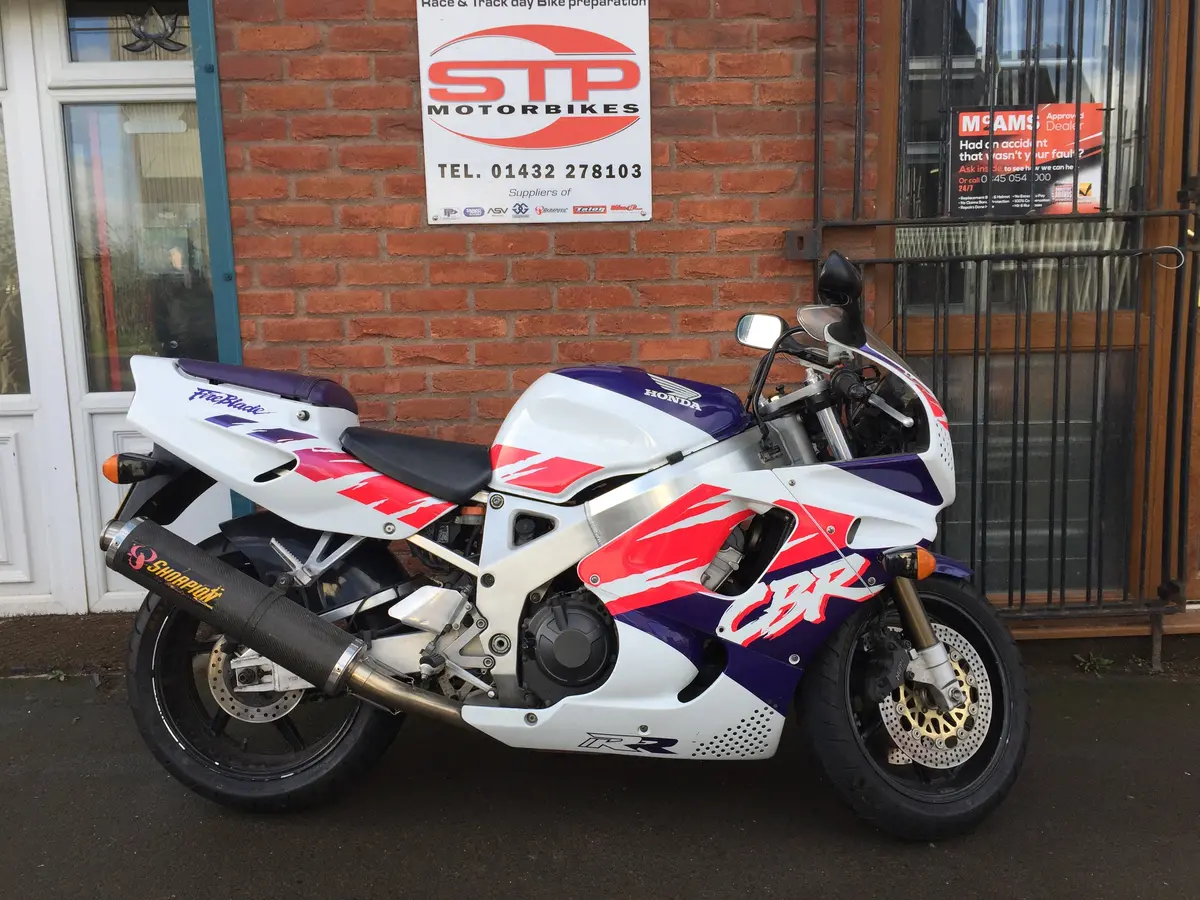 1993 Honda Cbr900rrn Fireblade.Low Mileage 1