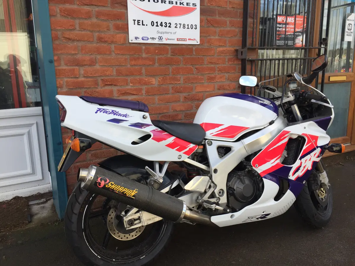 1993 Honda Cbr900rrn Fireblade.Low Mileage 2