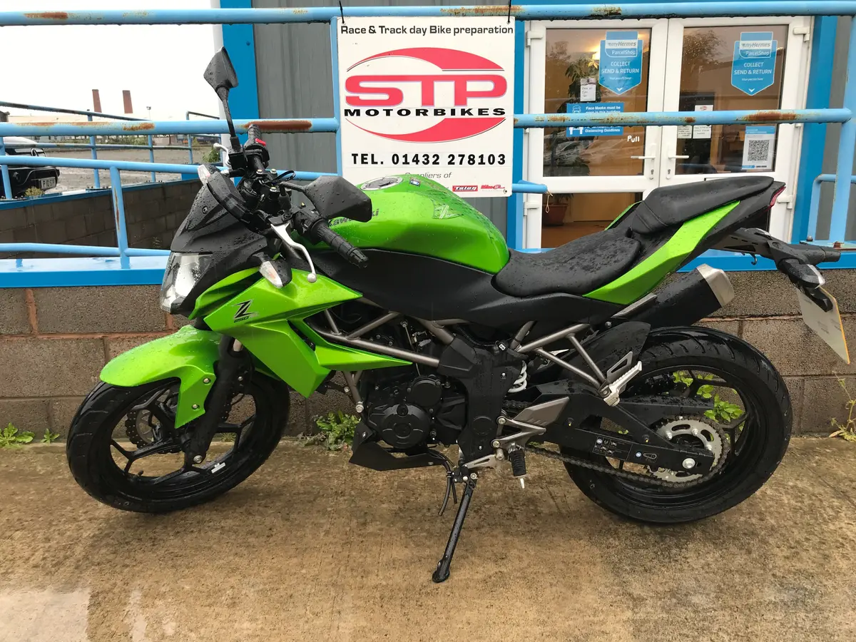 2015 Kawasaki Z250sl Only 106 Miles From New 2