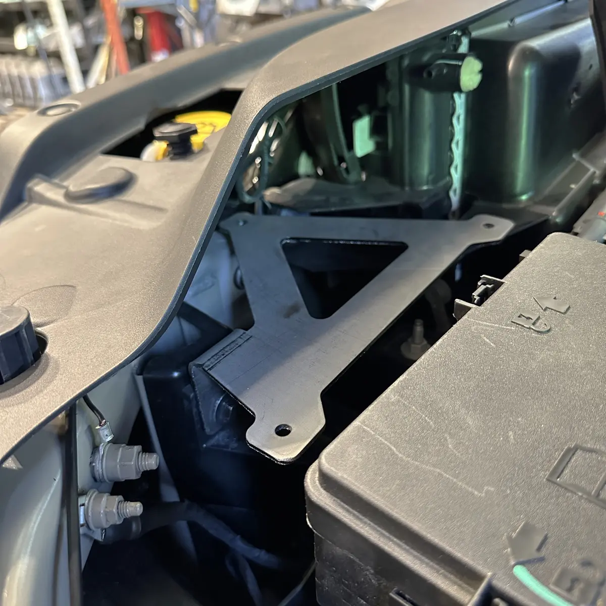 Control Box Mount | Warn Zeon Platinum | 2025 Ram 1500Dt 2