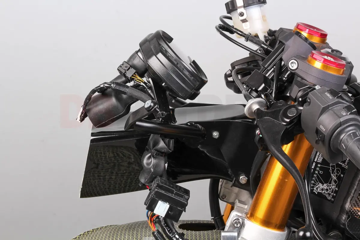 Kawasaki Zx-6R 636 2013-2016 Front Fairing Bracket & Air Duct By Db Holders 1