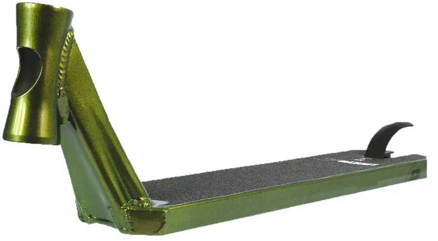 Lucky Tanner Fox Signature Axis Deck 1