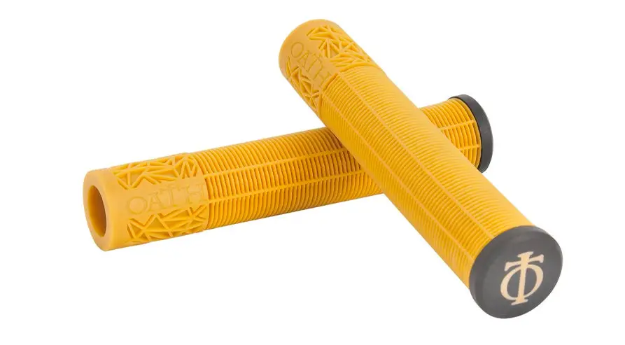 Oath Bermuda Grips 9