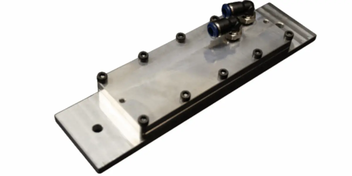 Ameribrade - Platen Chiller 1