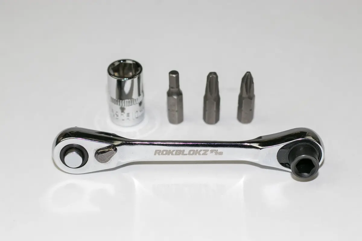 Short Ratcheting Screwdriver 1