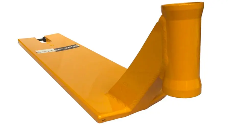 Tsi Satellite Deck Yellow 1
