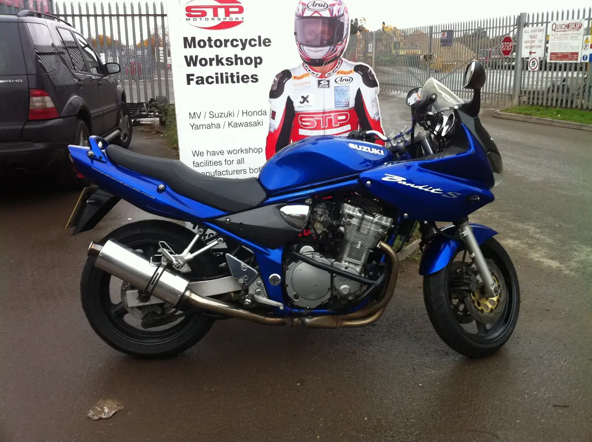 2001 Suzuki Bandit Sk1 600 Cc 1