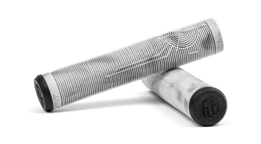 Tilt Metra Grips 12