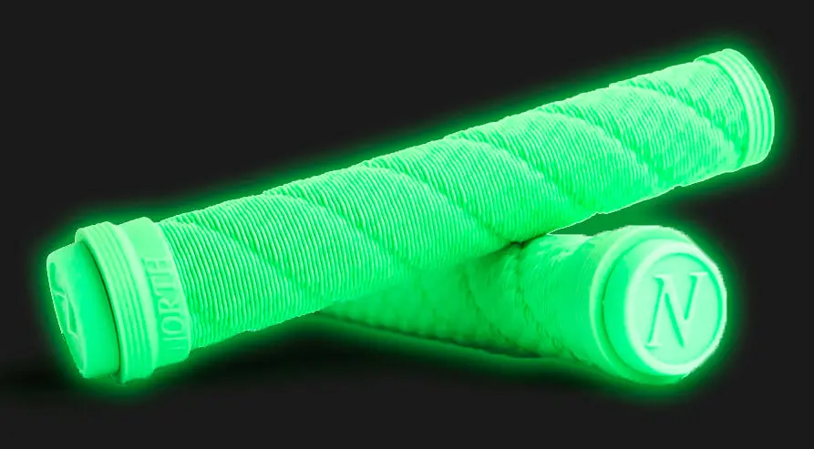 North Regatta Grips 2