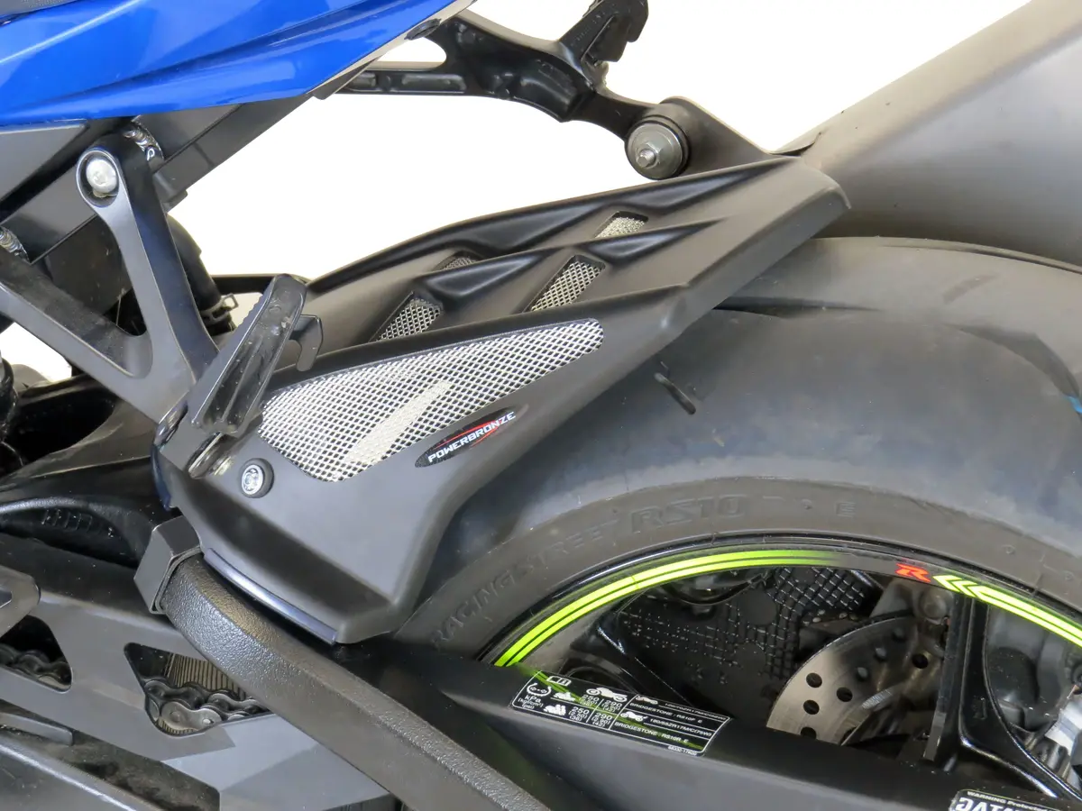 Suzuki Gsxr1000  17-2022  Carbon Look & Silver Mesh Rear Hugger Powerbronze  Rrp £132 1