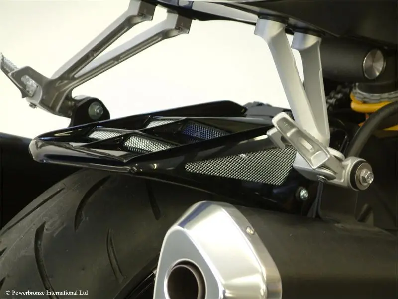 Suzuki Gsxr1000  2005-2008  Gloss Black & Silver Mesh Rear Hugger By Powerbronze 1