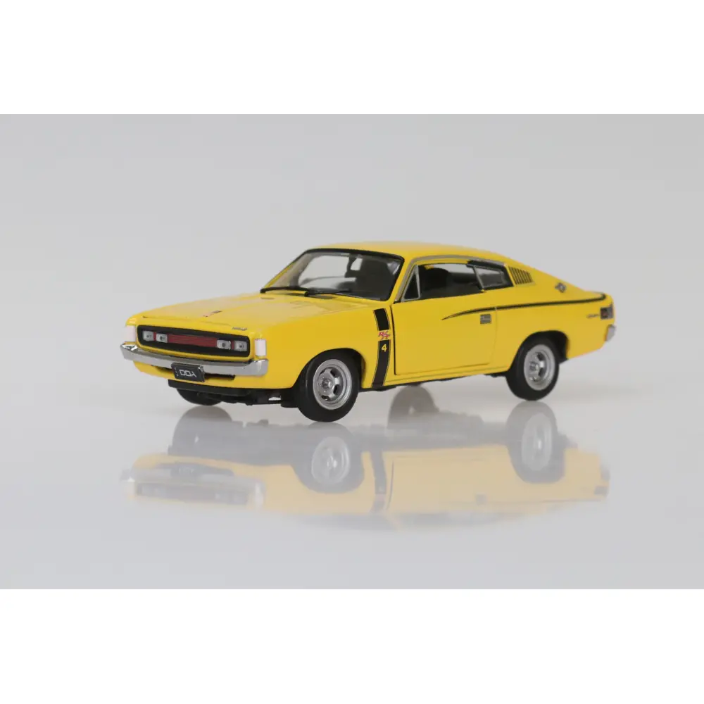 Chrysler Valiant Charger E49 Yellow Fully Detailed Opening Doors & Bonnet Diecast Model Car 1:32 Scale (Approx. 14–15Cm) Collectible 1