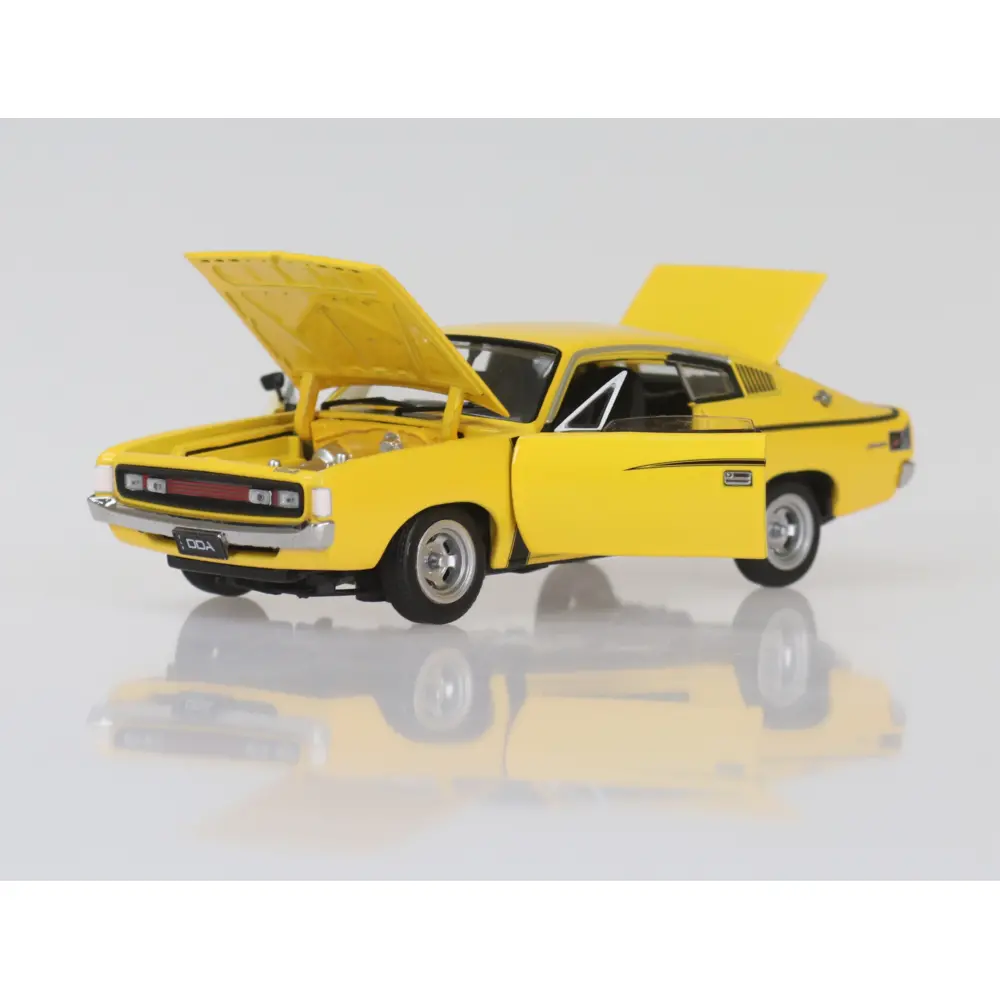 Chrysler Valiant Charger E49 Yellow Fully Detailed Opening Doors & Bonnet Diecast Model Car 1:32 Scale (Approx. 14–15Cm) Collectible 2